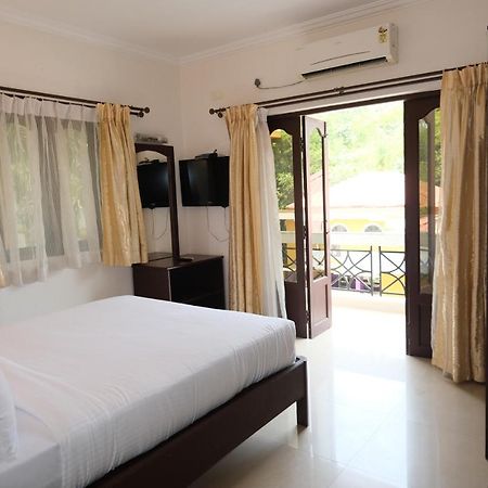Crystal By Morpho, Goa Villagio Resort Betalbatim Bagian luar foto