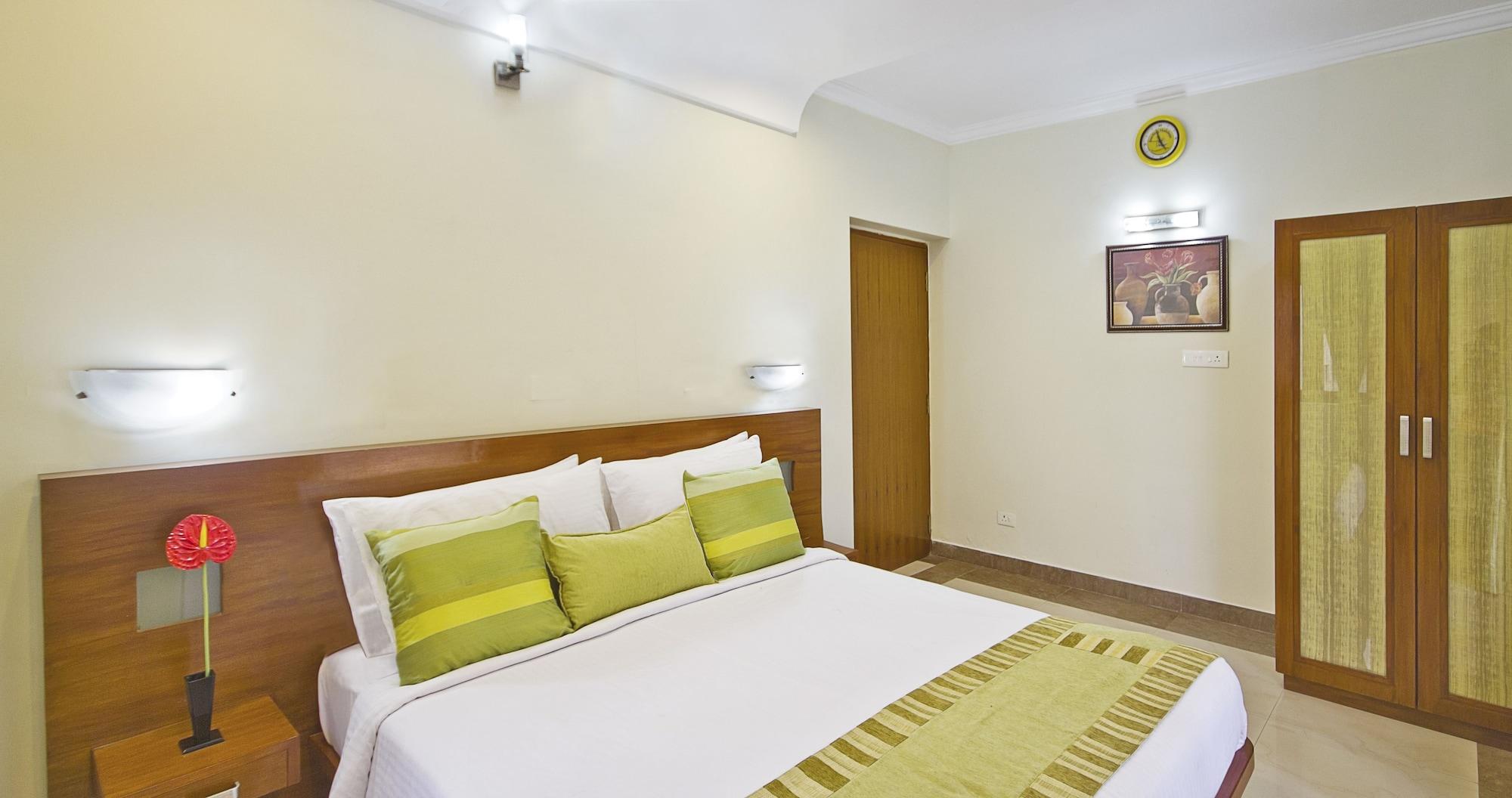 Crystal By Morpho, Goa Villagio Resort Betalbatim Bagian luar foto