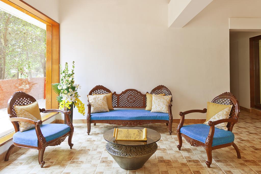 Crystal By Morpho, Goa Villagio Resort Betalbatim Bagian luar foto
