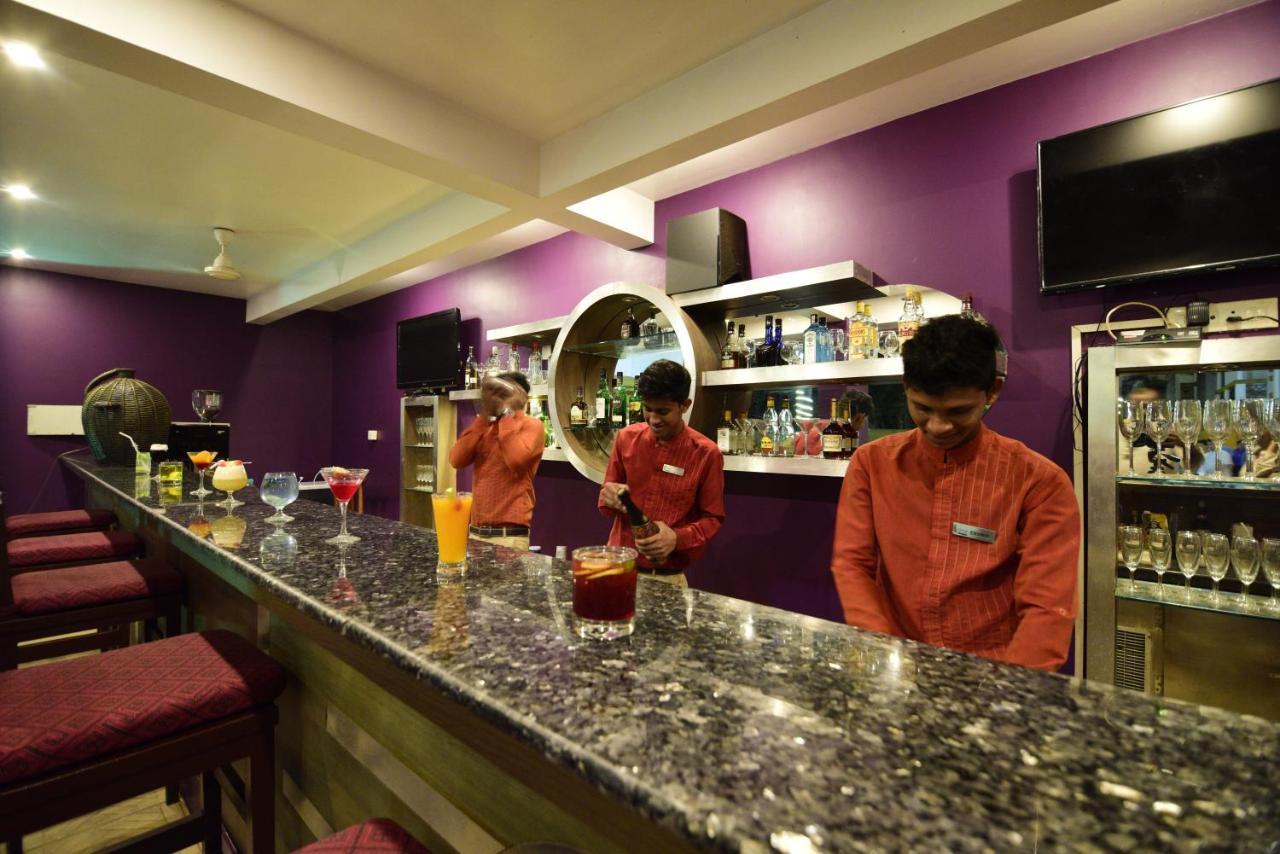 Crystal By Morpho, Goa Villagio Resort Betalbatim Bagian luar foto